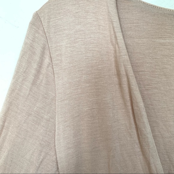 Lorette Long Sleeve Body con Dress with Deep V Neck - Picture 7 of 9